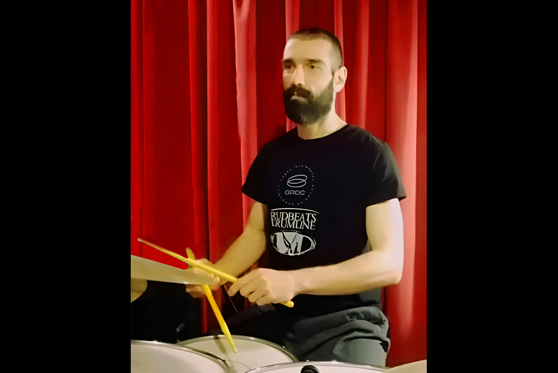 babis-amoiridis-kathigitis-drums-efpalineio-odeio-fb